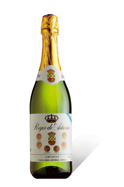 Imagen de una botella champanada Sidra Reyes de Asturias